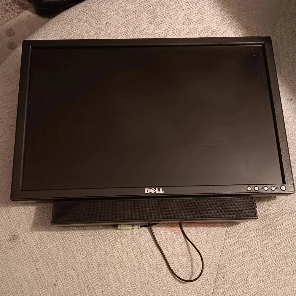 Dell LCD Widescreen Monitor w/ multimedia soundbar speakers